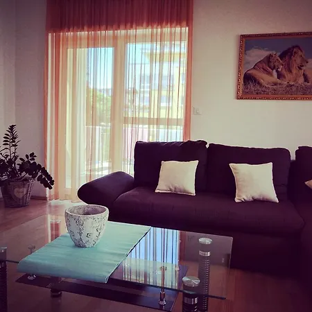 Апартаменти Linda Apartament *