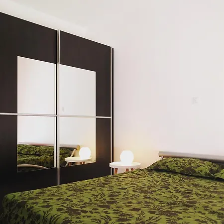 Linda Apartament Апартаменти