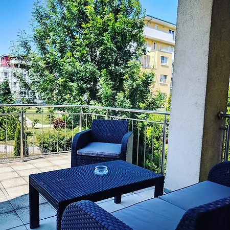 Linda Apartament Брашов