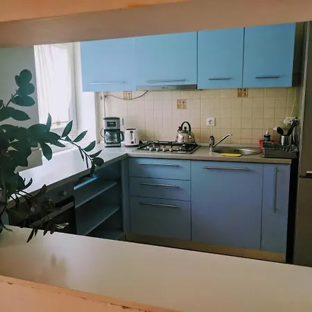 Апартаменти Linda Apartament Брашов